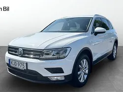 Vit Begagnad 2017 VW Tiguan Comfortline SUV | 199 900 kr (Marknadspris)