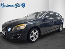 Grå Begagnad 2011 Volvo V60 Summum Kombi | 99 900 kr (Marknadspris)