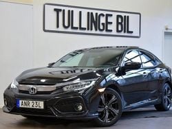 Svart Begagnad 2019 Honda Civic Prestige Halvkombi | 229 900 kr (Marknadspris)