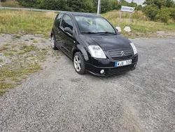 Svart Begagnad 2005 Citroën C2 Halvkombi | 15 000 kr