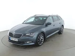 Grå Begagnad 2018 Skoda Superb LAURIN & KLEMENT Kombi | 203 000 kr (Marknadspris)