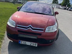 Röd Begagnad 2008 Citroën C4 Halvkombi | 13 000 kr