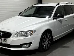 Vit Begagnad 2015 Volvo V70 Momentum Kombi | 114 900 kr (Marknadspris)