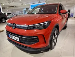 Ny 2025 VW Tiguan Life SUV | 527 500 kr (Bra pris)