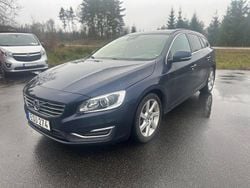 Blå Begagnad 2015 Volvo V60 Momentum Kombi | 59 900 kr (Bra pris)