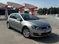 Silver Begagnad 2016 VW Golf VII Halvkombi | 104 999 kr (Bra pris)