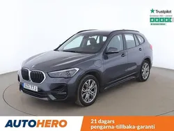 Grå Begagnad 2020 BMW X1 Sport Line SUV | 288 000 kr (Marknadspris)
