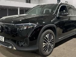 Svart Begagnad 2024 Mercedes EQB300 SUV | 489 000 kr (Marknadspris)