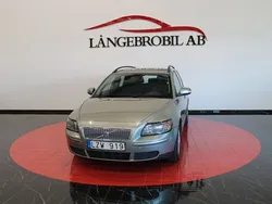 Ljusgrön Begagnad 2006 Volvo V50 Kinetic Kombi | 44 900 kr (Marknadspris)