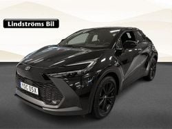 Svart Begagnad 2025 Toyota C-HR Style SUV | 399 000 kr (Bra pris)