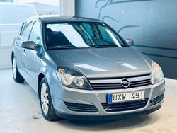 Grå Begagnad 2004 Opel Astra Enjoy Halvkombi | 29 900 kr (Lite dyr)