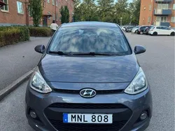 Grå Begagnad 2015 Hyundai i10 Halvkombi | 49 500 kr (Bra pris)