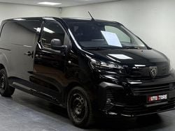 Svart Begagnad 2024 Peugeot Expert Van | 369 900 kr (Lite dyr)