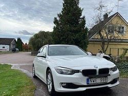 Vit Begagnad 2013 BMW 320 Kombi | 95 000 kr (Bra pris)
