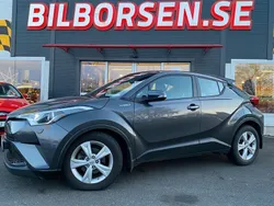 Mörkgrå Begagnad 2017 Toyota C-HR Active SUV | 225 000 kr (Marknadspris)
