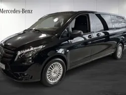 Svart (black) Begagnad 2023 Mercedes e-Vito Minibuss | 624 875 kr (Bra pris)