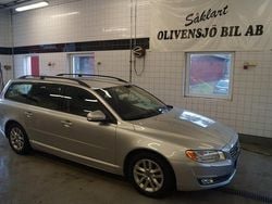 Silver Begagnad 2013 Volvo V70 Kinetic Kombi | 144 000 kr (Dyr)