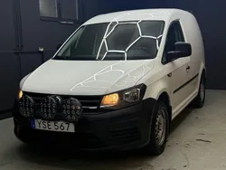 Vit Begagnad 2018 VW Caddy Minibuss | 89 900 kr (Bra pris)