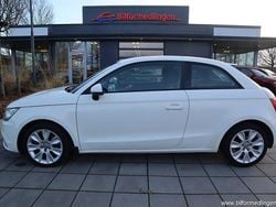 Vit Begagnad 2011 Audi A1 Sedan | 99 900 kr