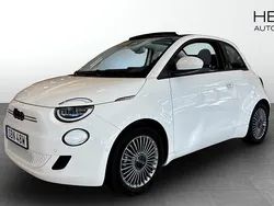 Vit (white) Begagnad 2022 Fiat 500e Icon Cab | 229 000 kr (Bra pris)