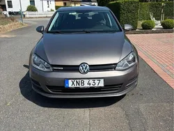 Grå Begagnad 2015 VW Golf VII Halvkombi | 85 000 kr (Marknadspris)