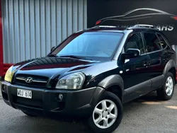Svart Begagnad 2005 Hyundai Tucson SUV | 38 900 kr (Marknadspris)