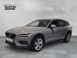 Grå Begagnad 2024 Volvo V60 CC Core Kombi | 389 000 kr (Lite dyr)