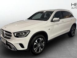 Vit (white) Begagnad 2021 Mercedes GLC300e SUV | 339 900 kr (Bra pris)