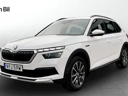 Vit Begagnad 2023 Skoda Kamiq ScoutLine SUV | 249 900 kr (Marknadspris)