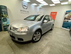 Silver Begagnad 2006 VW Golf V Halvkombi | 34 900 kr (Marknadspris)