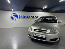 Silver Begagnad 2006 Toyota Corolla Halvkombi | 49 900 kr (Lite dyr)