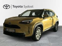 Gul Begagnad 2022 Toyota Yaris Cross Active SUV | 259 000 kr (Marknadspris)