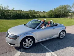 Silver Begagnad 2000 Audi TT Roadster Sport Cab | 99 000 kr