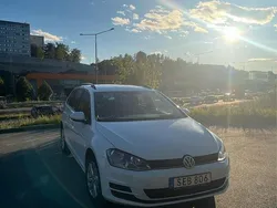 Vit Begagnad 2015 VW Golf VII Kombi | 64 900 kr (Marknadspris)