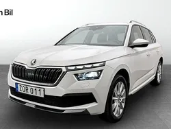 Vit Begagnad 2023 Skoda Kamiq Style SUV | 255 900 kr (Marknadspris)