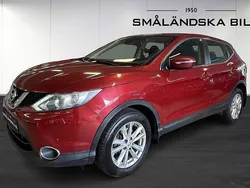 Röd Begagnad 2014 Nissan Qashqai SUV | 129 000 kr (Marknadspris)