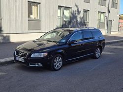 Svart Begagnad 2011 Volvo V70 Summum Kombi | 74 900 kr (Bra pris)