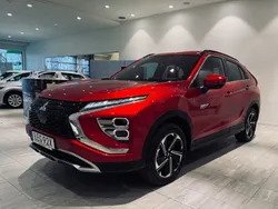 Röd Begagnad 2022 Mitsubishi Eclipse Cross SUV | 299 900 kr (Bra pris)
