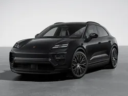Svart Ny 2024 Porsche Macan Performance Package SUV | 1 139 000 kr (Dyr)