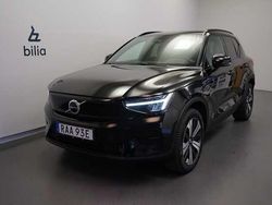 Svart Begagnad 2022 Volvo XC40 Core SUV | 319 500 kr