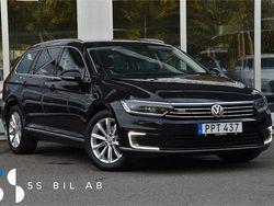 Svart Begagnad 2016 VW Passat GTE Kombi | 157 900 kr (Marknadspris)