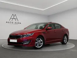 Mörkröd (röd) Begagnad 2012 Kia Optima Sedan | 104 900 kr (Lite dyr)