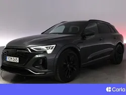 Grå Begagnad 2023 Audi Q8 e-tron S-Line SUV | 719 900 kr