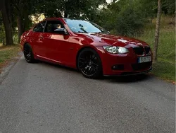 Röd Begagnad 2008 BMW 335 Comfort Edition Sportkupé | 240 000 kr