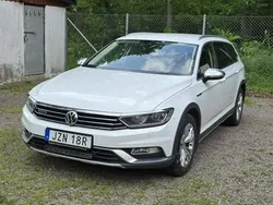Vit Begagnad 2019 VW Passat Alltrack Kombi | 195 000 kr (Bra pris)