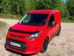 Röd Begagnad 2018 Ford Transit | 100 000 kr (Marknadspris)