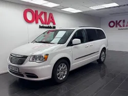 Vit Begagnad 2016 Chrysler Town & Country Minibuss | 179 900 kr (Marknadspris)