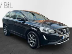 Svart Begagnad 2015 Volvo XC60 Momentum SUV | 209 800 kr (Marknadspris)