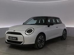 Vit Begagnad 2024 Mini Cooper Classic Halvkombi | 344 900 kr