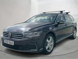 Mörkgrå Begagnad 2021 VW Passat | 226 000 kr